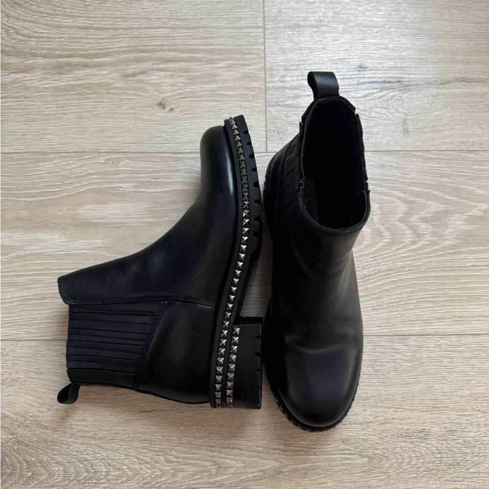 Booties - Picture 3 of 7